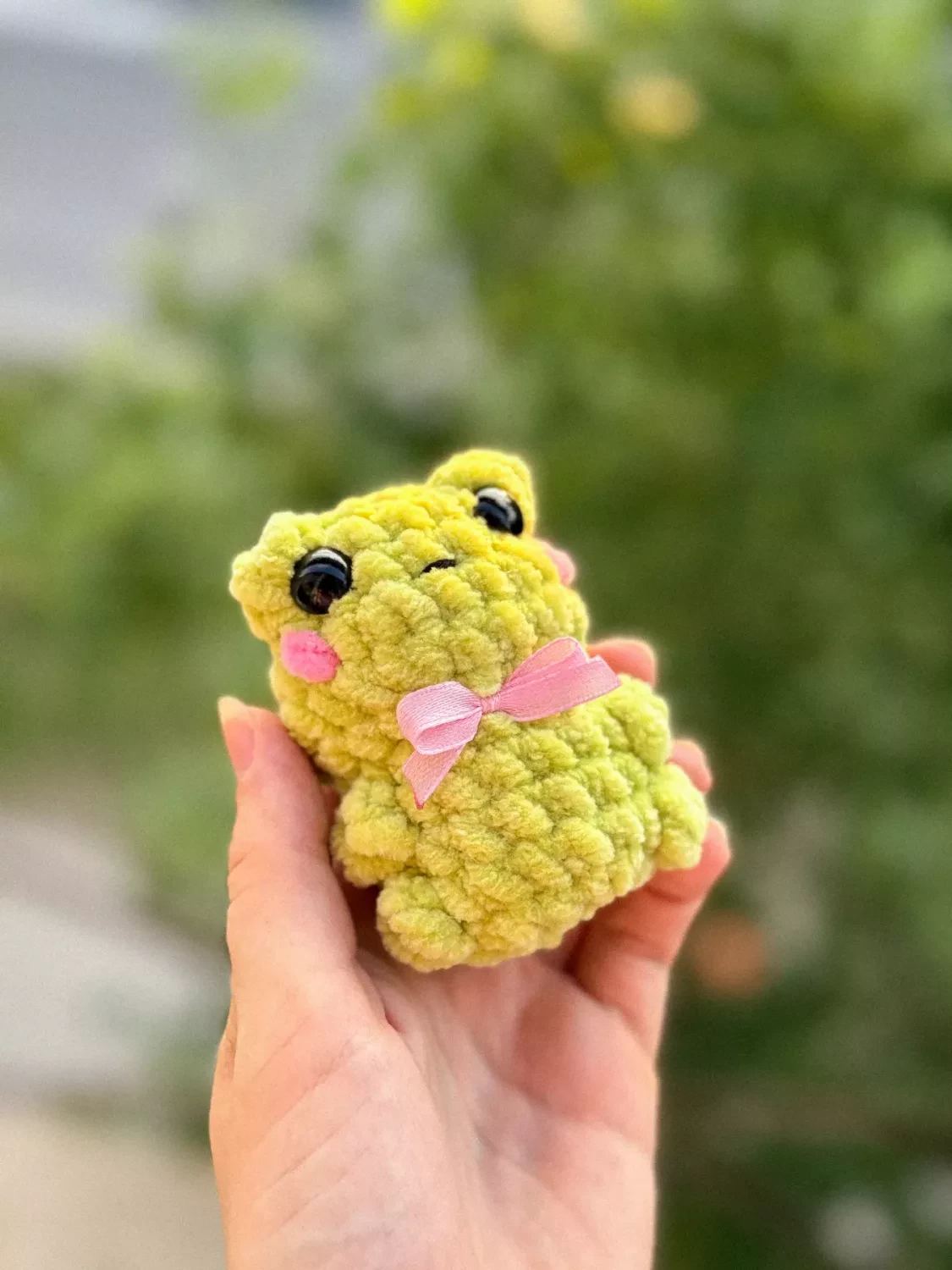 Лягушка с бантиком