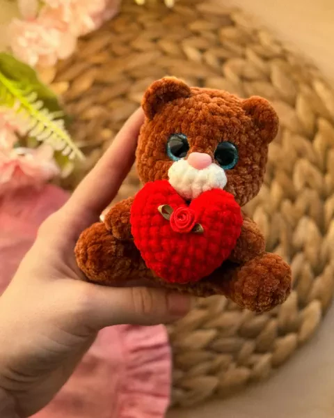 Медвежонок Любовь