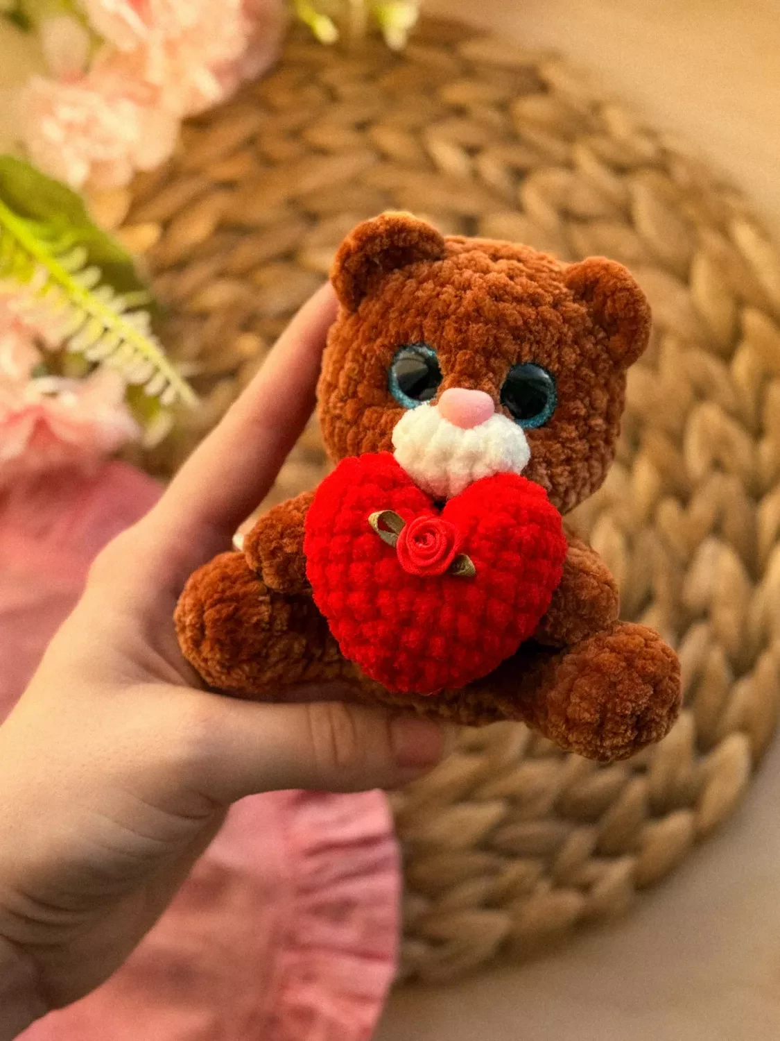 Медвежонок Любовь