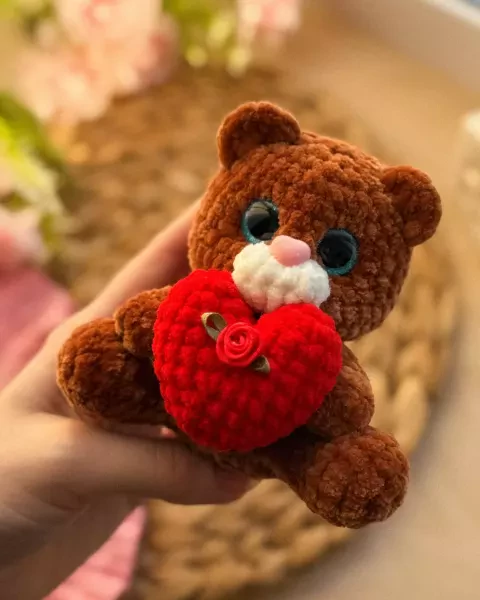 Медвежонок Любовь