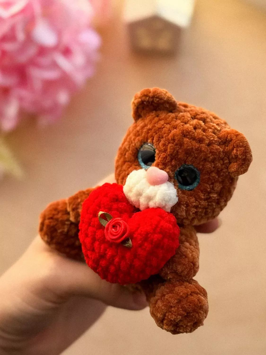 Медвежонок Любовь