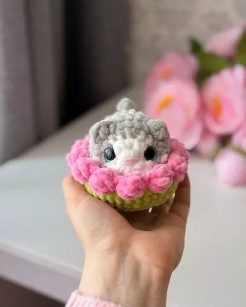 Котики в корзинке